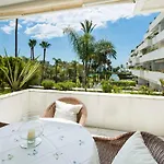 Granados I, Puerto Banus, Apartamento