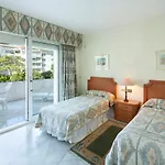 Granados I, Puerto Banus,