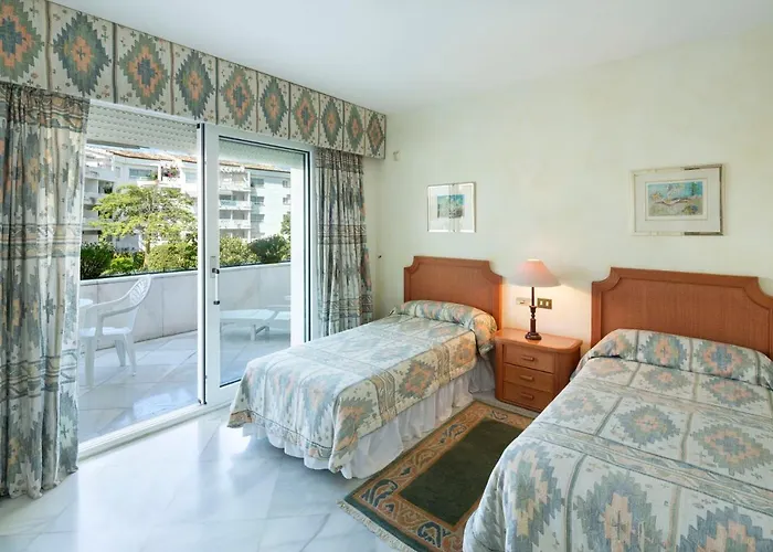 Granados I, Puerto Banus,
